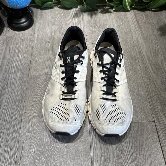 On Womens Cloud X White Black Running Shoes Sneakers Size 7.5 - Picture 2 of 11